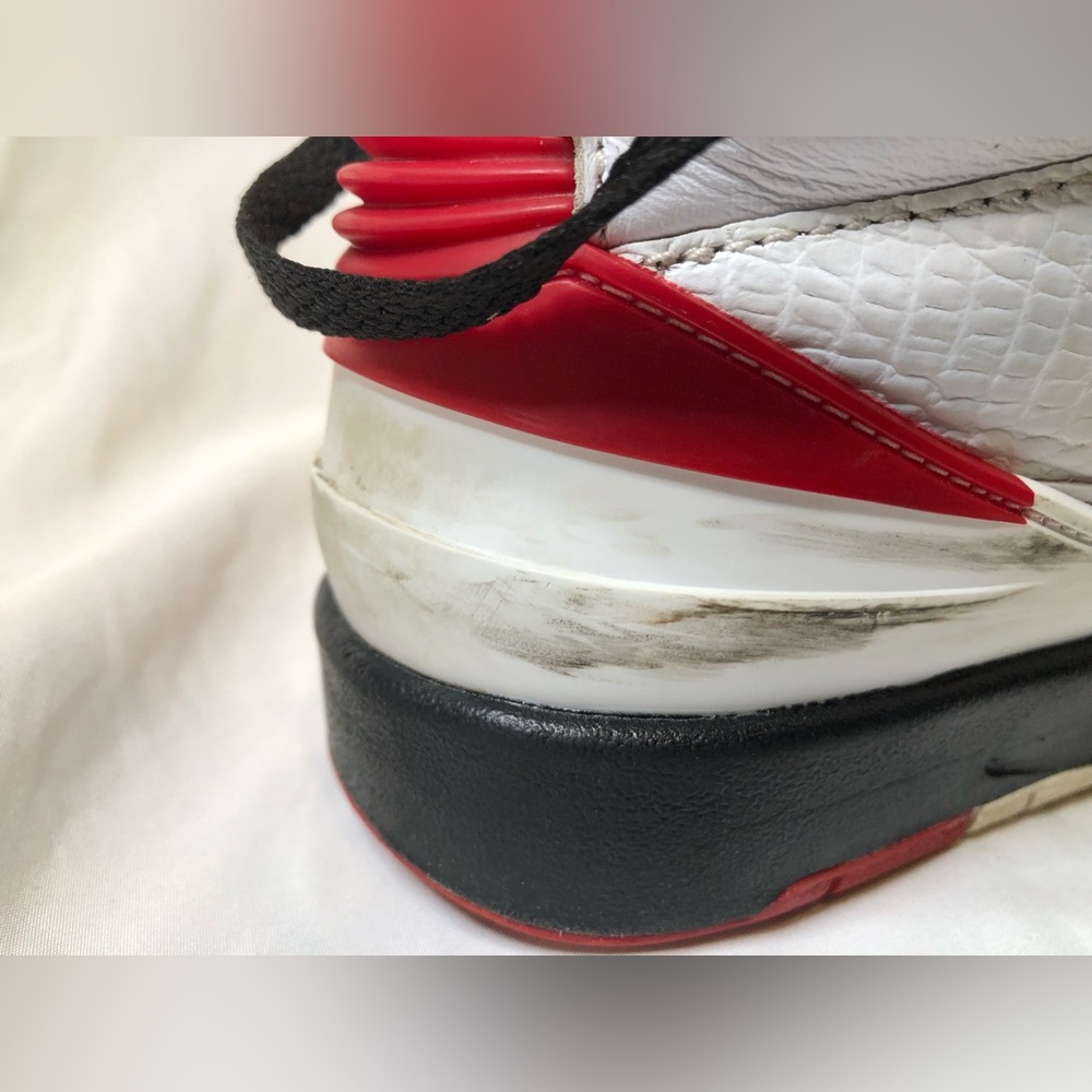 Nike Air Jordan 2 Chicago— Size 4Y USED NO BOX - Picture 10 of 14